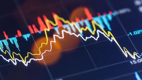 美国国务院称恢复处理外国学生签证